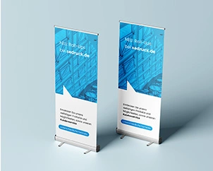 Zwei Roll-Ups nebeneinander stehend